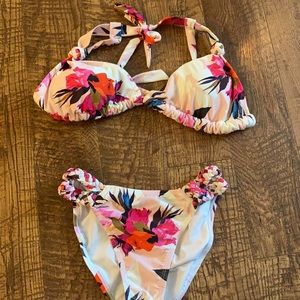 Ashley Graham Swimsuit for all 2 piece